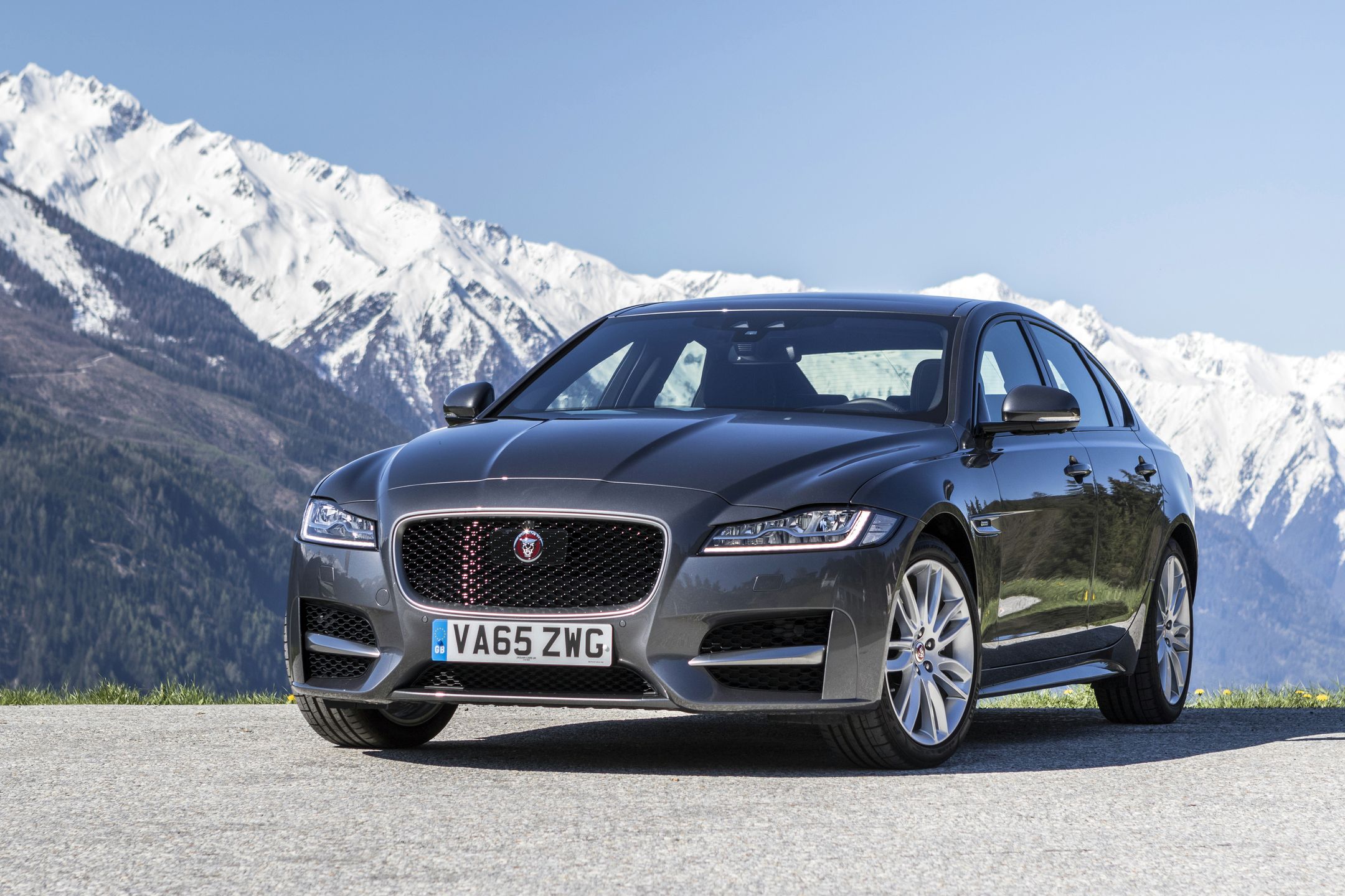 Jaguar XF 2