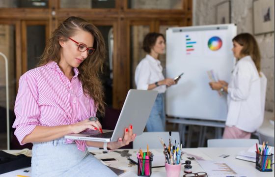 By The People Group z polskimi narzędziami AI dla marketingu i biznesu