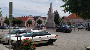 Rydzyna: Mieszkał w niej król Polski. Jak żyje się w niej teraz?