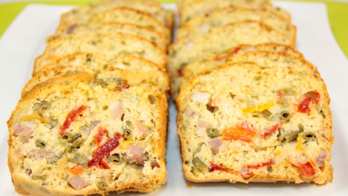 Śniadaniowe ciasto z warzywami