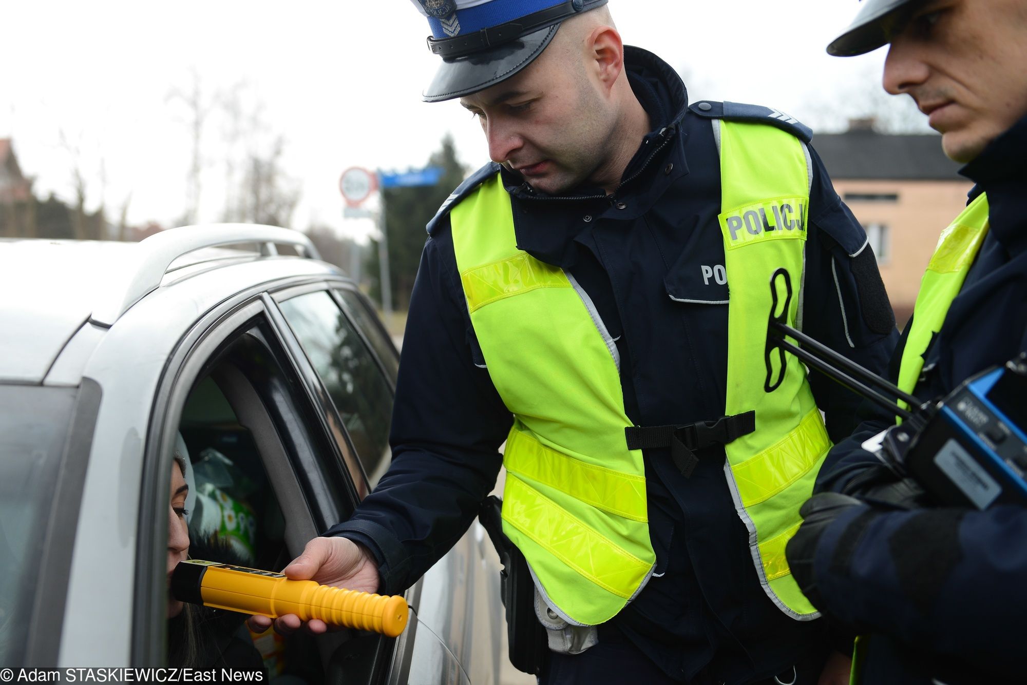 Kontrola trzeźwości (fot. Adam STASKIEWICZ/East News)