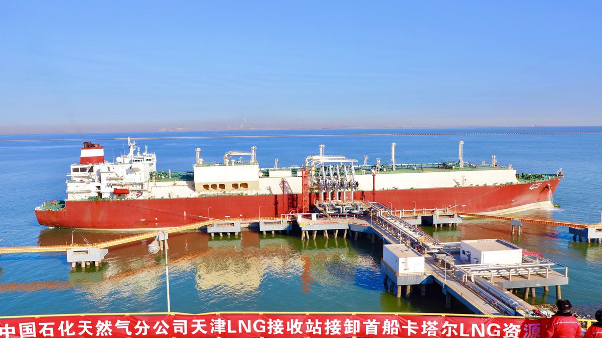 Sinopec terminal LNG w Tianjin w Chinach