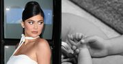 Kylie Jenner JUŻ ZDRADZIŁA imię dziecka? Fani znaleźli wskazówki (ZDJĘCIA)