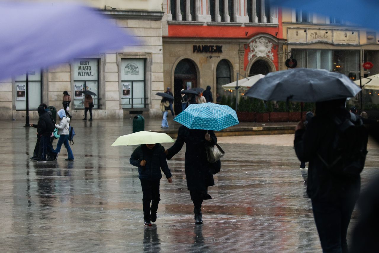 Nie odkładaj parasola. Pogoda szykuje kolejny zwrot akcji