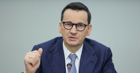 Morawiecki może mieć kłopoty? W tle milionowe zakupy
