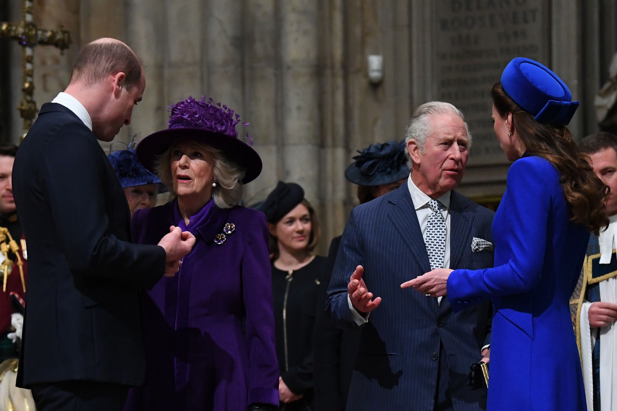Król Karol III, królowa małżonka Camilla, księżna Kate i książę William