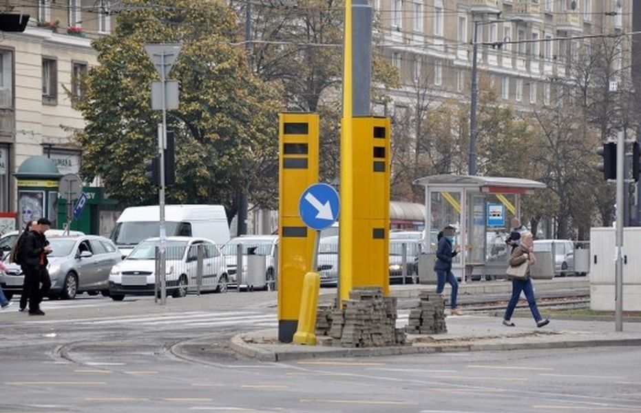 Warszawa stanie się rajem dla piratów drogowych?