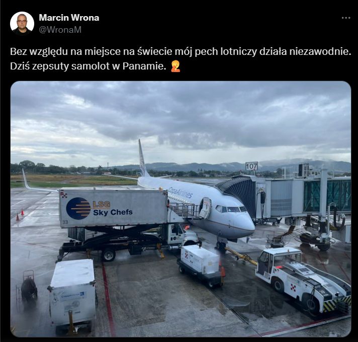 "Lotniskowy dramat" Marcina Wrony