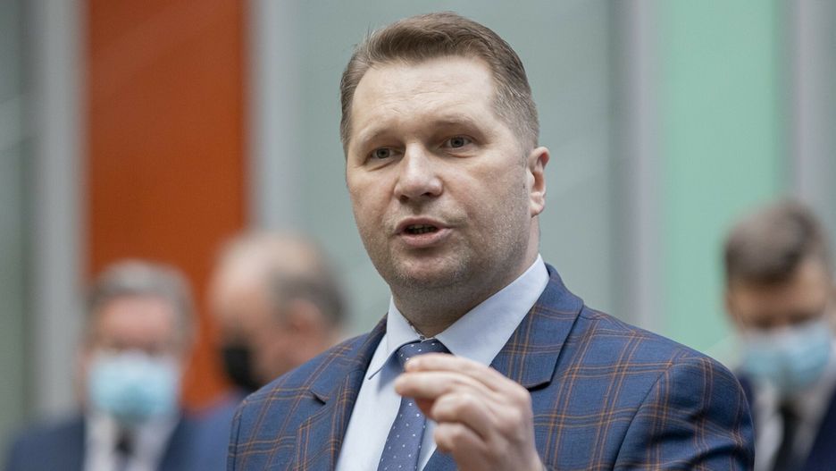 Limuzyna pędziła 180 km/h. W środku minister Czarnek