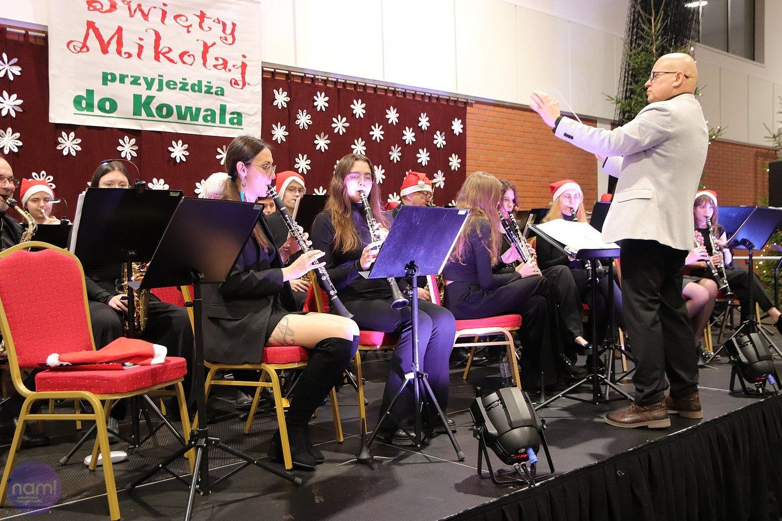 Święty Mikołaj w Kowalu 2025 - 15. finał akcji charytatywnej