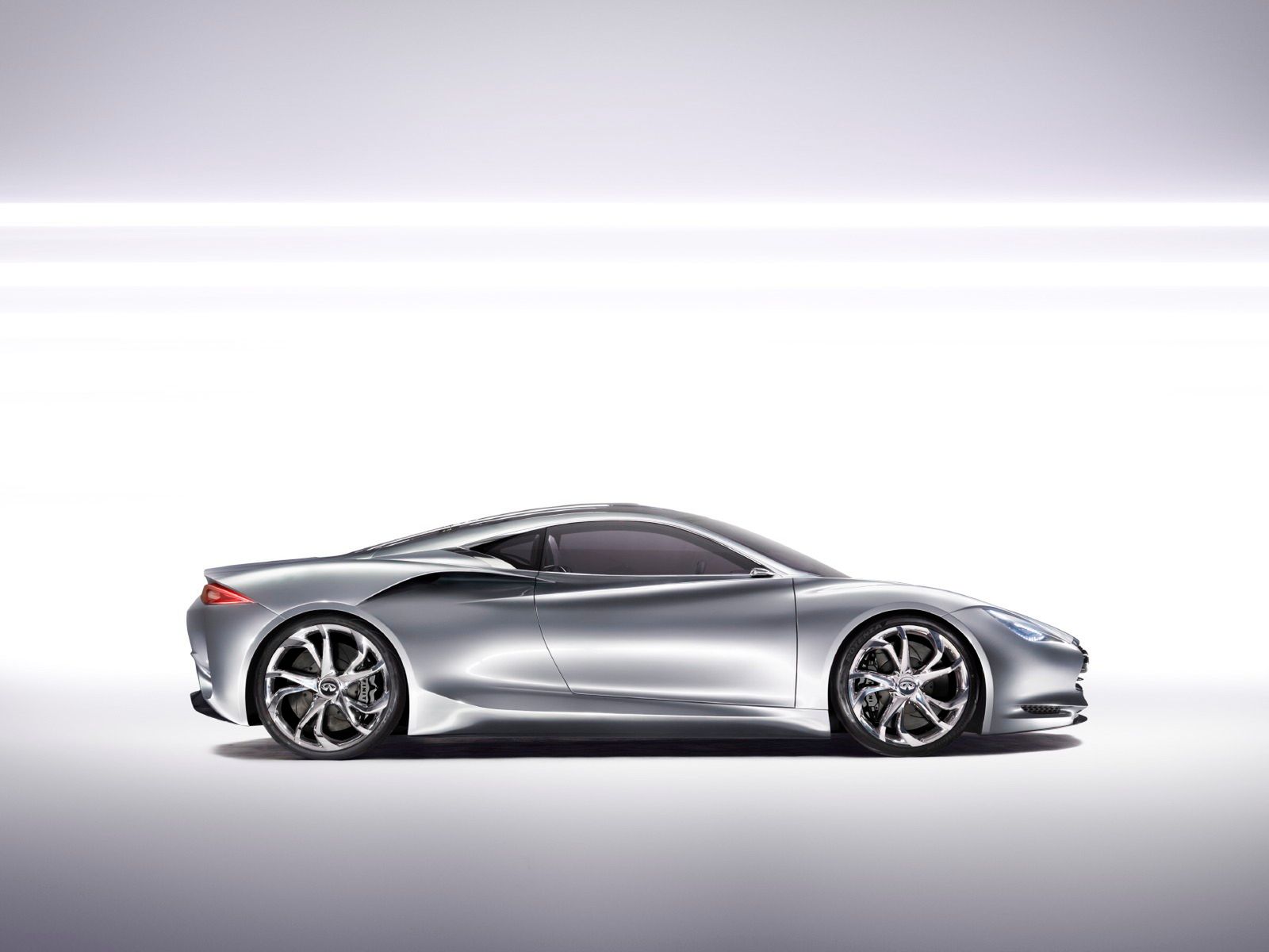Infiniti Emerg-E Concept
