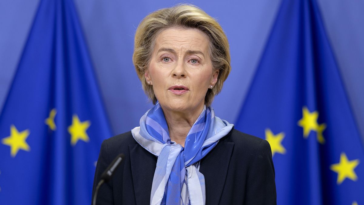 BRUSSELS, BELGIUM - DECEMBER 21: President of the European Commission Ursula von der Leyen gives a press statement on the marketing authorisation of the BioNTech/Pfizer vaccine against COVID-19 on December 21, 2020, in Brussels, Belgium. On december 21, 2020, the European Commission has granted a conditional marketing authorisation (CMA) for the COVID19 vaccine developed by BioNTech and Pfizer, making it the first COVID-19 vaccine authorised in the EU. This authorisation follows a positive scientific recommendation based on a thorough assessment of the safety, effectiveness and quality of the vaccine by the European Medicines Agency (EMA) and is endorsed by the Member States. (Photo by Thierry Monasse/Getty Images)