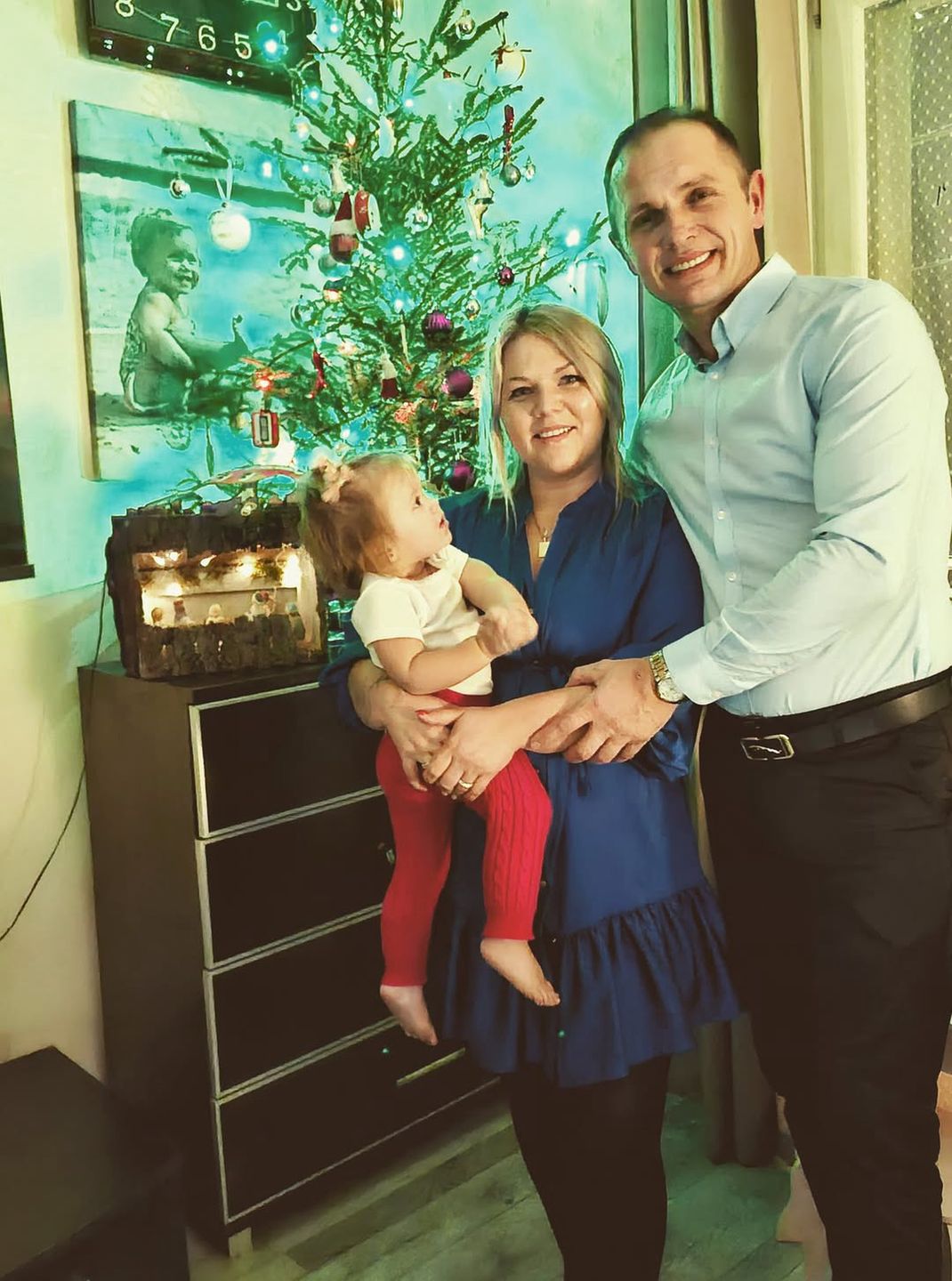 Waldemar z "Rolnik szuka żony" z żoną i dzieckiem