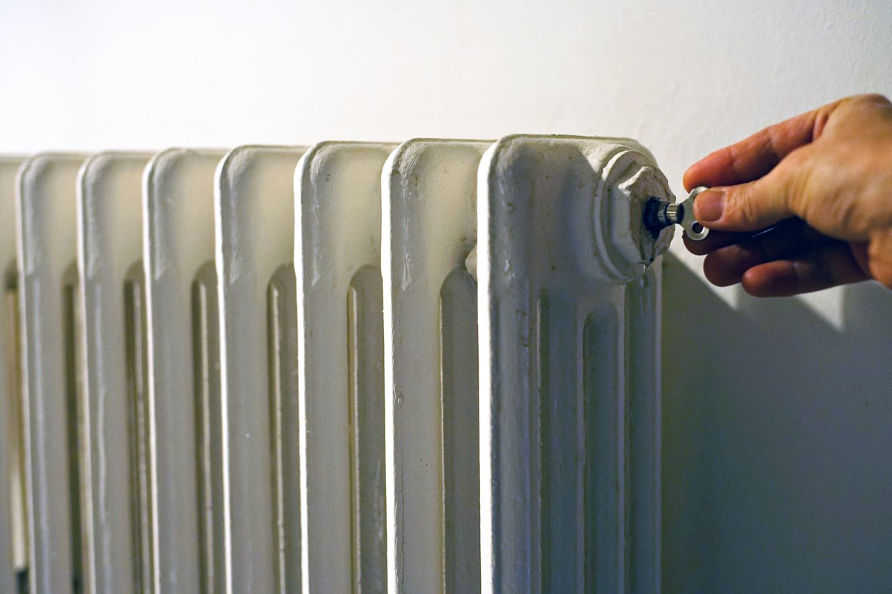 Jak odpowietrzyć grzejnik? Cztery proste kroki