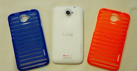 HTC tworzy własne case'y na One X