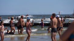 Wakacje 2020. Mandat na plaży. Za to można dostać karę o równowartości bonu turystycznego