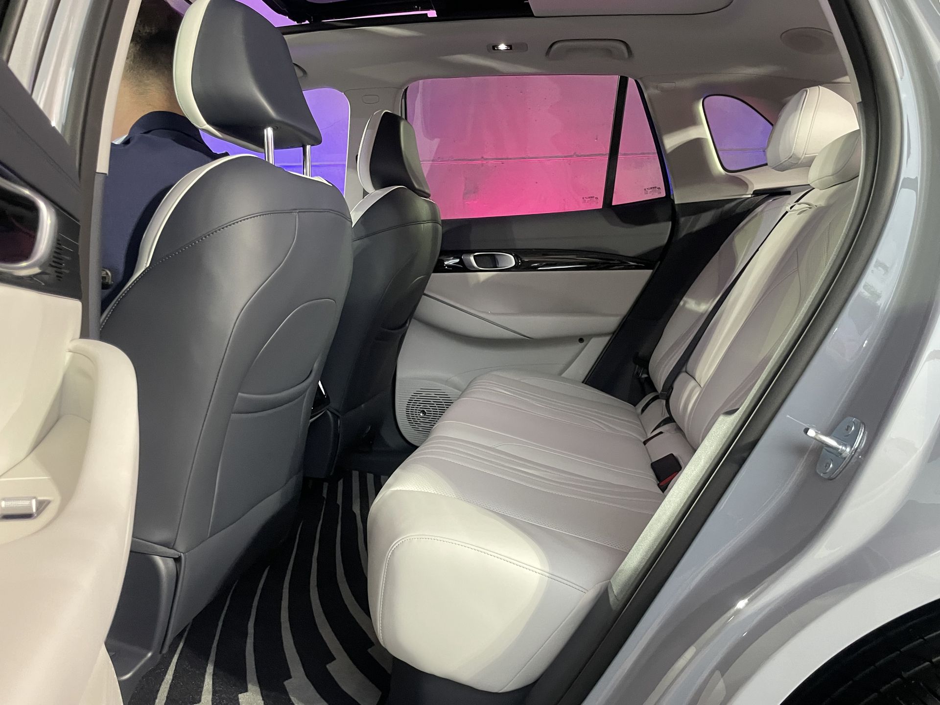 Geely EX5