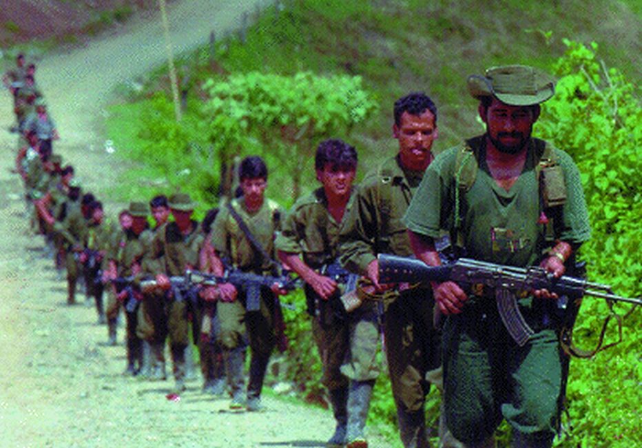 Partyzanci FARC (Domena publiczna)