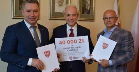 Uczniowie chodzieskiej "Trójki" będą biegać po nowej bieżni