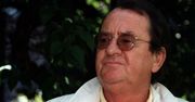 Jerzy Karaszkiewicz błyszczał w komediach Stanisława Barei. Został zaszufladkowany jako "miły, nie za mądry"