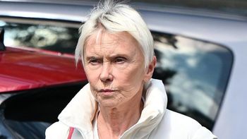 Córka Ewy Błaszczyk od 25 lat jest w śpiączce. Aktorka przekazała NOWE INFORMACJE na temat stanu zdrowia Oli