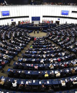 Rezolucja PE ws. Polski. "Czerwona kartka dla PiS"