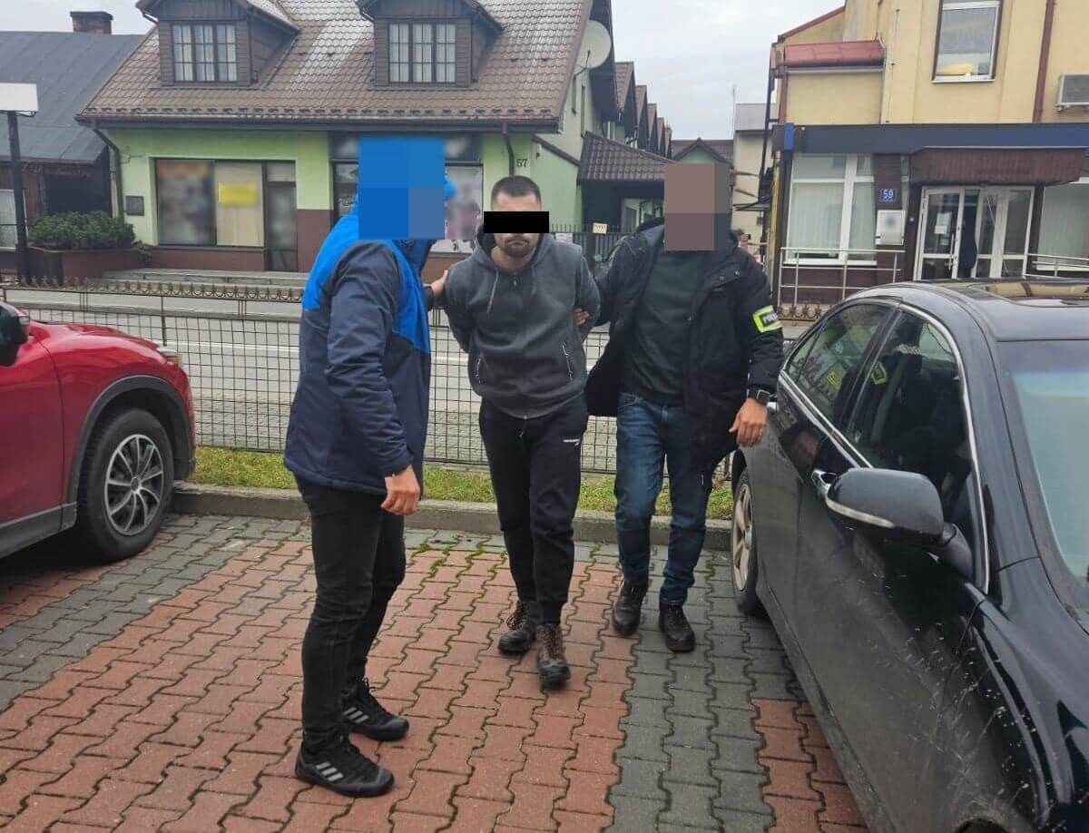 Zatrzymanie fałszywego policjanta