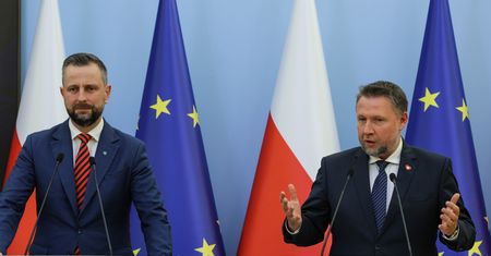 Rząd i wojsko wzywają Polaków do czujności. Udostępnią specjalną aplikację