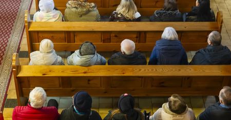 Afera w Książenicach. Ksiądz krytykował strażaków z ambony