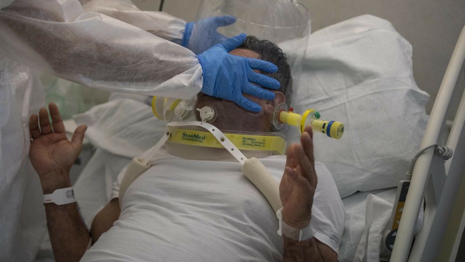Koronawirus. Włochy walczą z epidemią, rośnie krzywa zakażeń