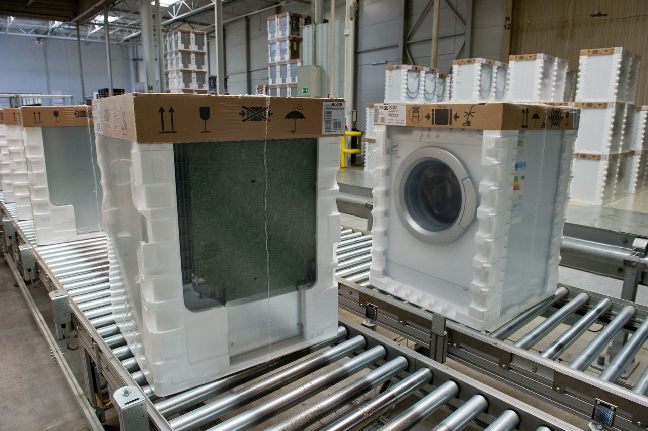 Branża w kryzysie. Producenci i sprzedawcy sprzętu AGD toną w długach