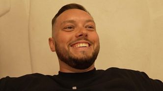 Książulo zaskoczył fanów, pozując na wakacyjnych zdjęciach z UKOCHANĄ (FOTO)