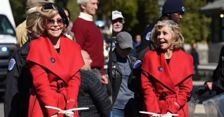 Jane Fonda PONOWNIE ARESZTOWANA za udział w proteście klimatycznym! (FOTO)