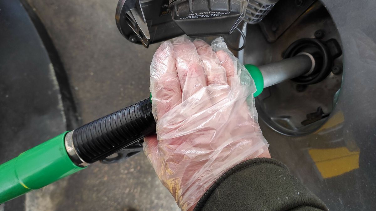 Analitycy mówią o powrocie 6 zł za litr benzyny. Ostrzegają, że na tym nie koniec. 