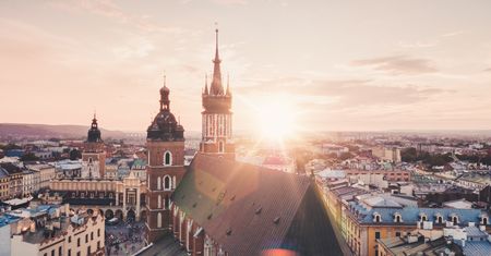 Pogoda w Krakowie. Prognoza na poniedziałek 16 lutego. Silny mróz nad ranem i możliwe mgły