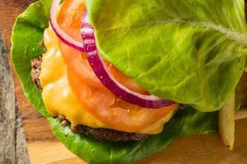 Odstaw bułki i ziemniaki. Efekty diety low carb zobaczysz po miesiącu