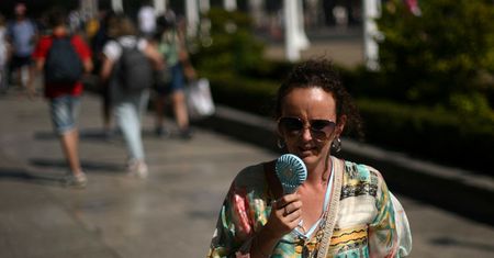 Stopiony pas na lotnisku w Anglii, pociągi stoją. "To absolutny rekord"