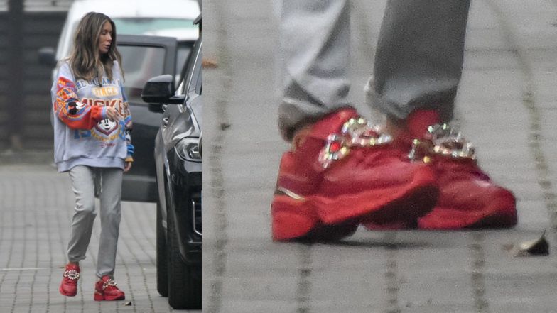 Zaspana Małgorzata Rozenek wędruje do samochodu