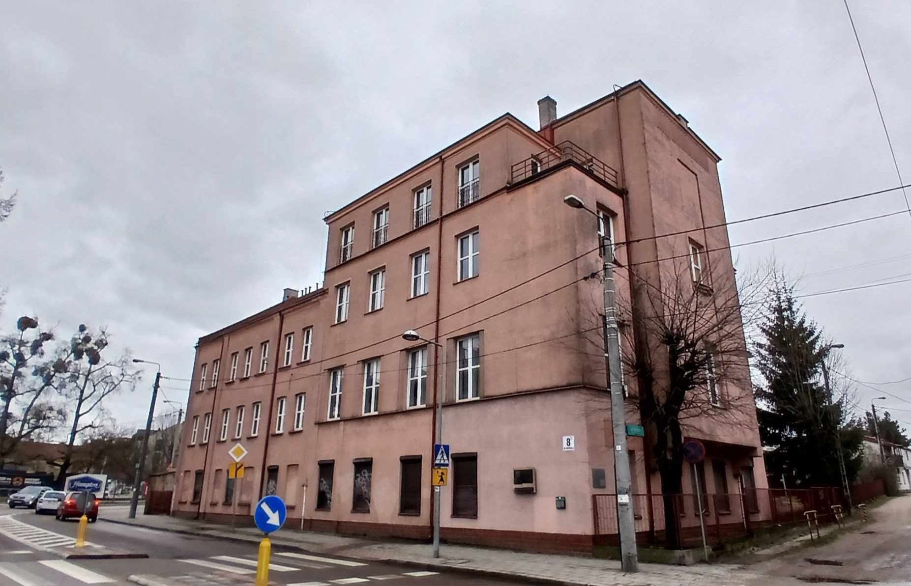 Budynek przy Słonimskiej 8 na Bojarach