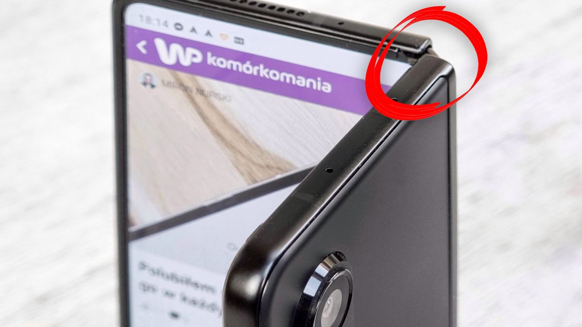 Samsung Galaxy Z Fold 4
