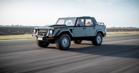 Lamborghini przypomina o swoim pierwszym SUV-ie. Miał geny supersamochodu