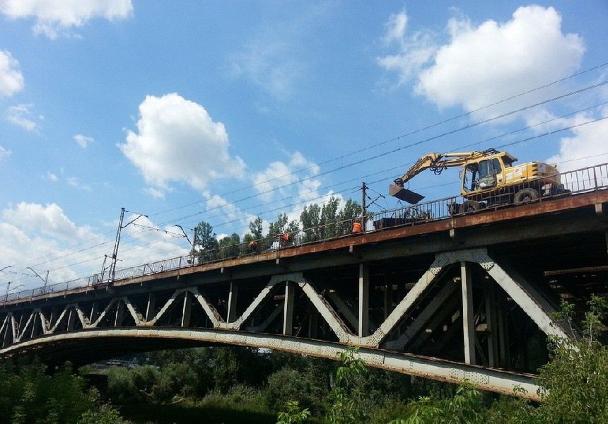 Remont mostu średnicowego na półmetku