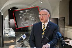 Wystawa "Nasi Chłopcy".  "Tytuł wystawy to o mały krok za daleko"