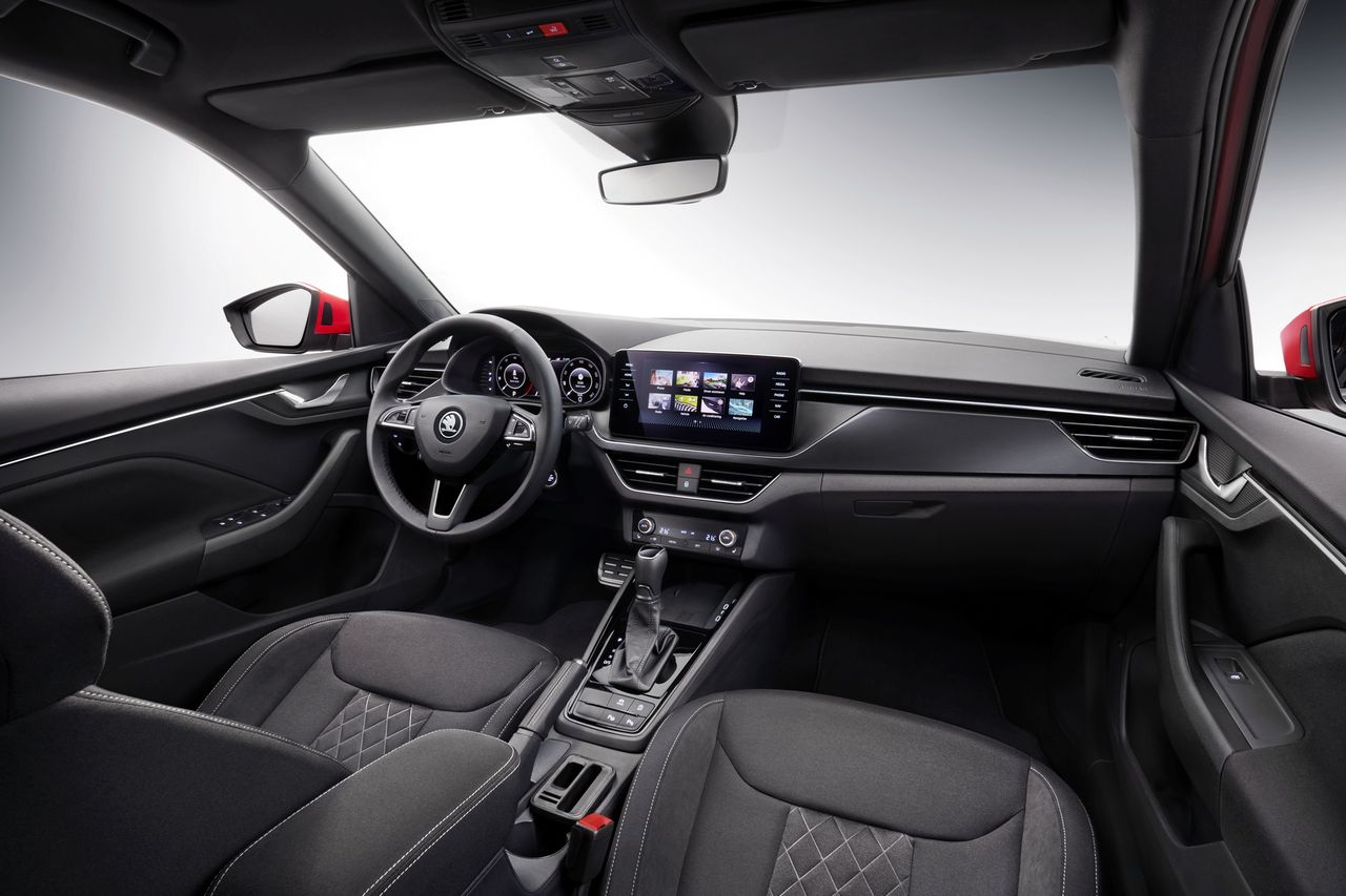 Škoda prezentuje wnętrze, które... już widzieliśmy. Pochodzi z nowego modelu