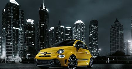 Abarth 595 (2016) - lifting i jeszcze mocniejsza petarda pod maską