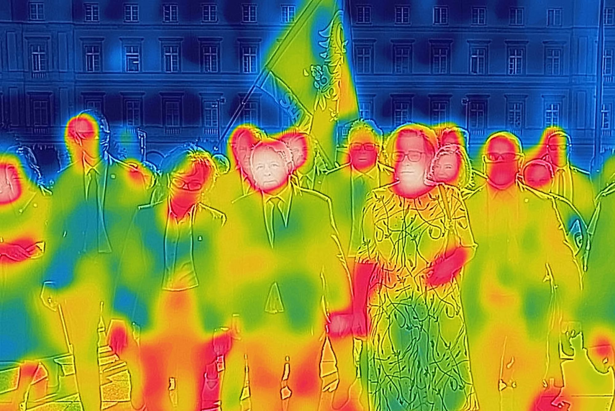 Piotr Tracz fotografował pandemię kamerą termowizyjną. Pokazał prawdziwy niepokój 9