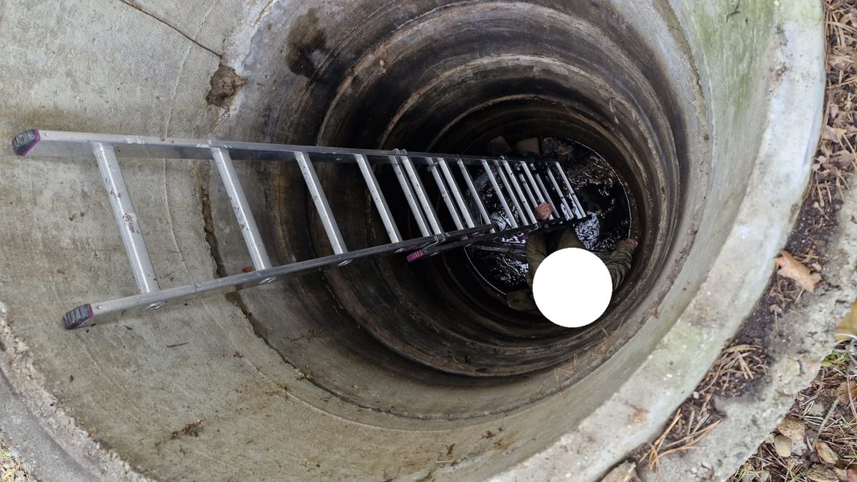 95-letnia kobieta wpadła do studni.