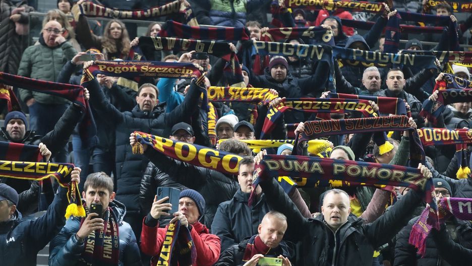 W sezonie 2024/25 kibice Pogoni bardzo licznie wypełniali Stadion im. Floriana Krygiera w Szczecinie