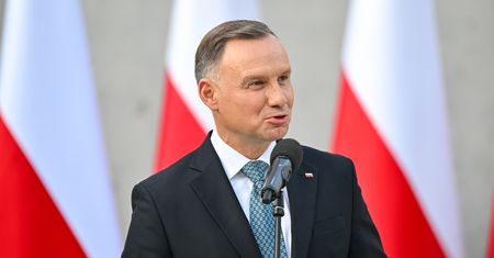 Sprawa Sławomira Nowaka. Nieoczekiwany ruch. Chcą prezydenta na świadka