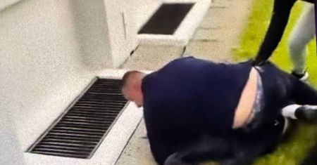 Szokujące nieoficjalne ustalenia. Sprawca przed atakiem był z siekierą w sklepie